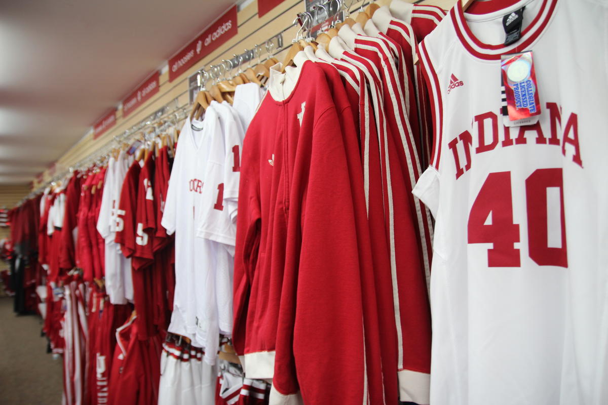 retro college apparel