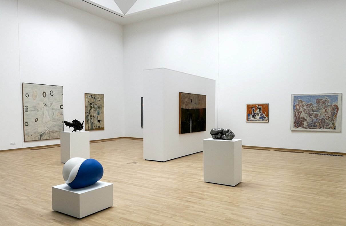 Exhibition walls